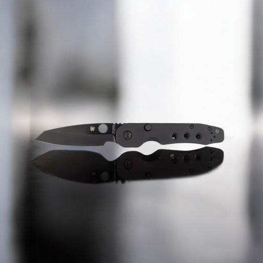 Spyderco Smock Blacked Out Exclusive