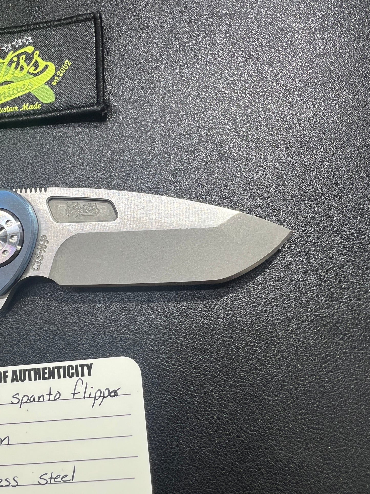 Curtiss – F3M-SPFL-ST/SL – F3 Med Spanto Flipper Slim – Folding Knife – CTS-XHP Stonewash Drop Point – Titanium – Battleworn Blue