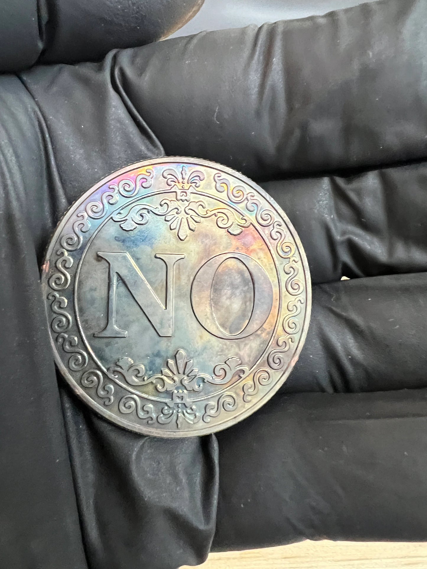 Yes / No Challenge Coin - Case Hardened Color